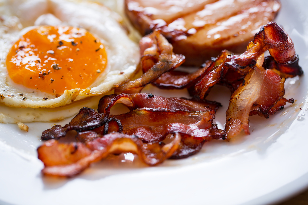 American Breakfast Bacon and eggs