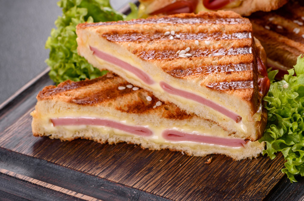 Breakfast Restaurants: Top 10 Foods on Menu